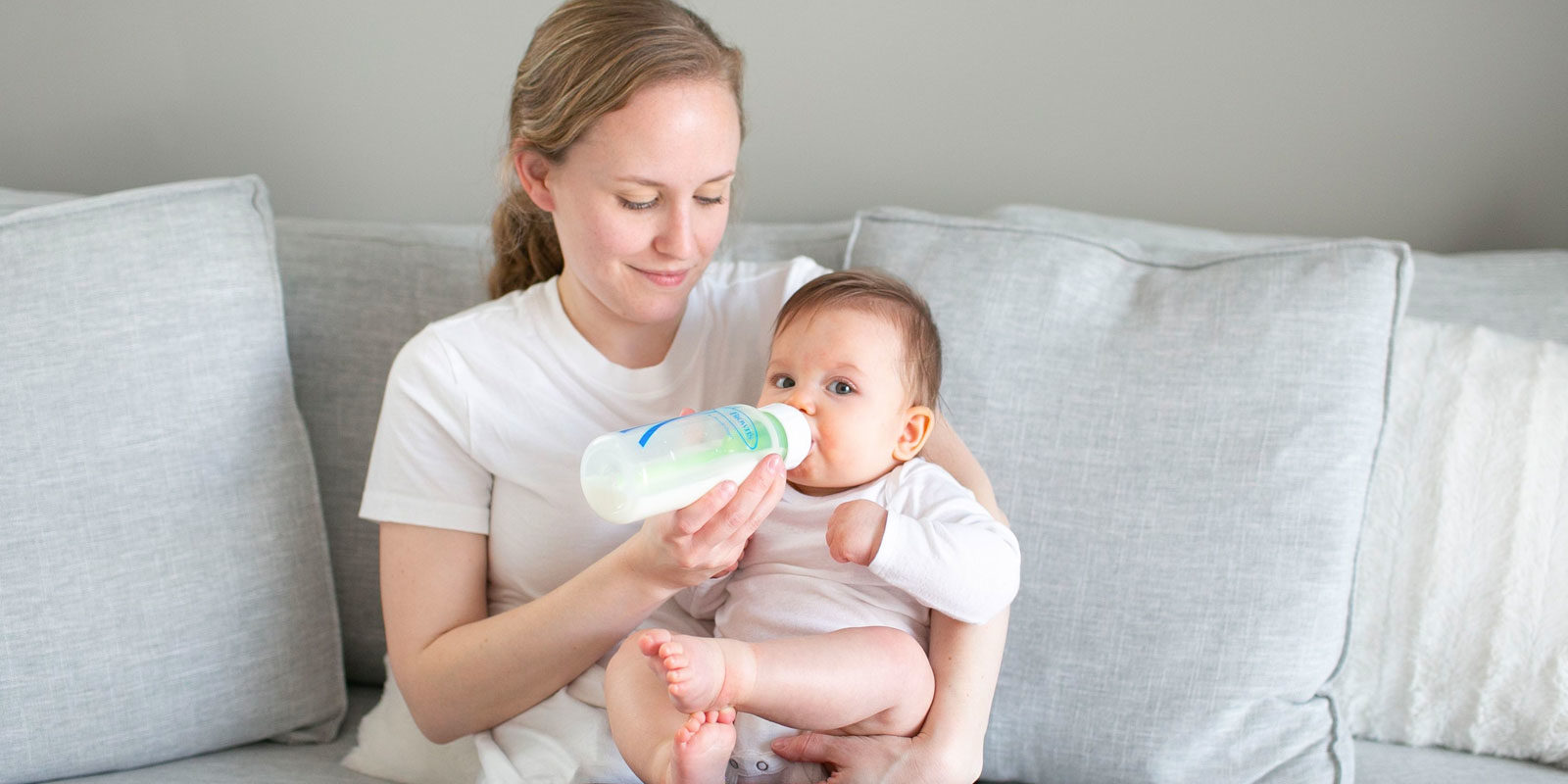 How to Prepare New Caregivers to Feed a Baby: Planning Tips for Parents