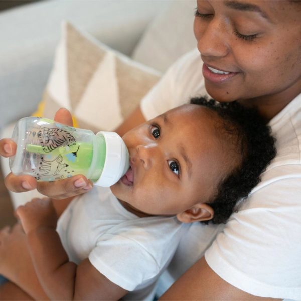 Parent feeding infant with 5oz Wide-Neck bottle, Jungle-Design